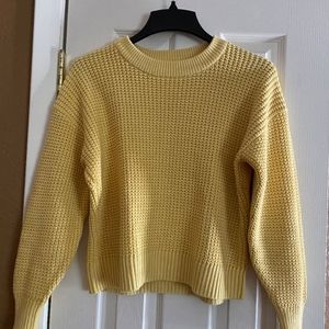 yellow long sleeve knit sweater